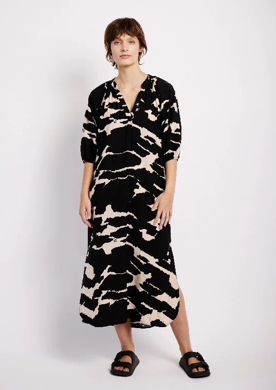 The Easy Tunic Dress in Black and Stone Animal